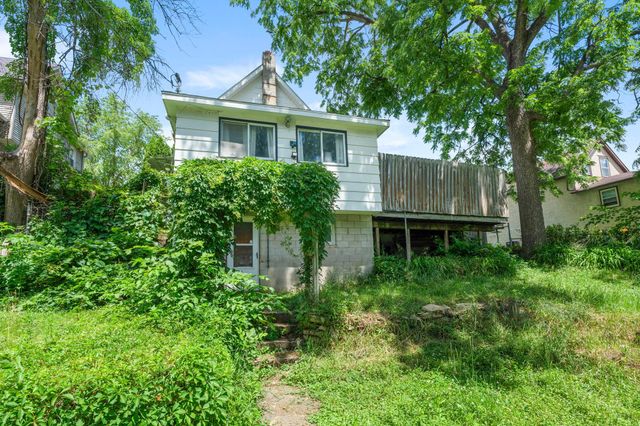 1080 Cook Avenue E, Saint Paul, MN 55106
