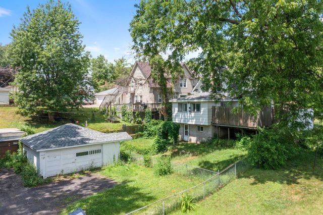 1080 Cook Avenue E, Saint Paul, MN 55106