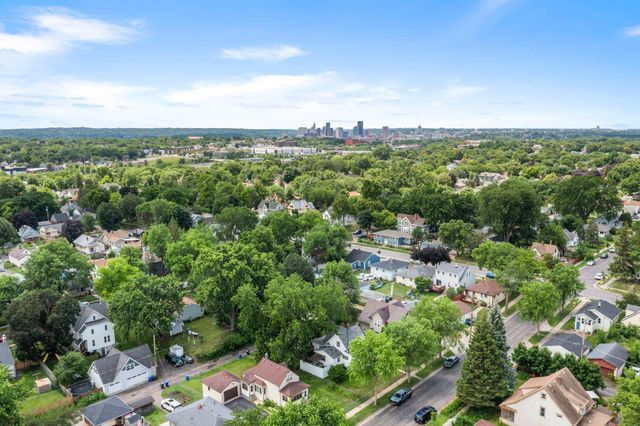 1080 Cook Avenue E, Saint Paul, MN 55106