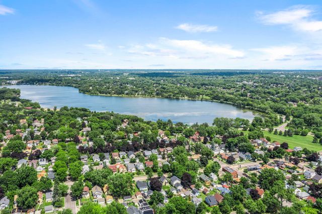 1080 Cook Avenue E, Saint Paul, MN 55106