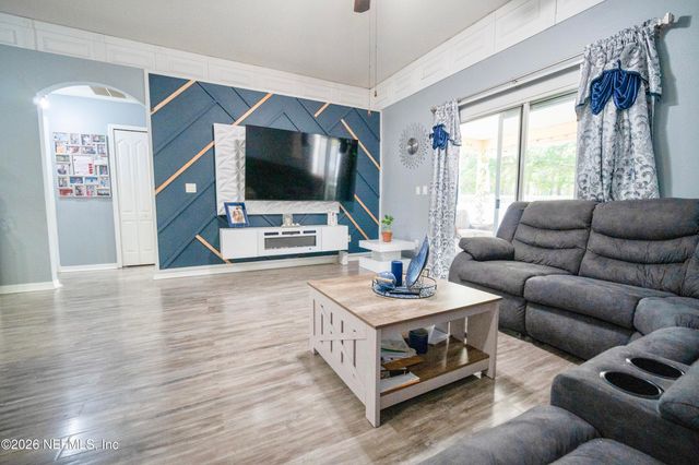 509 MILLSTONE Drive, Orange Park, FL 32065