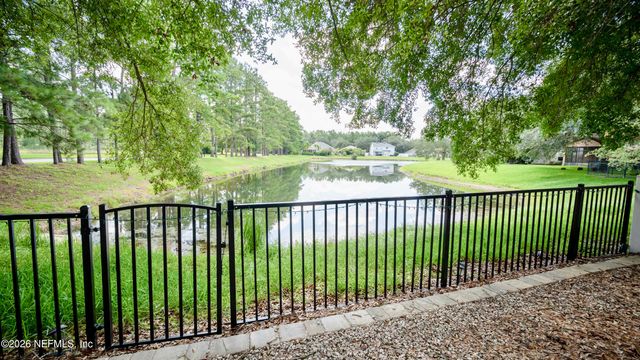 509 MILLSTONE Drive, Orange Park, FL 32065