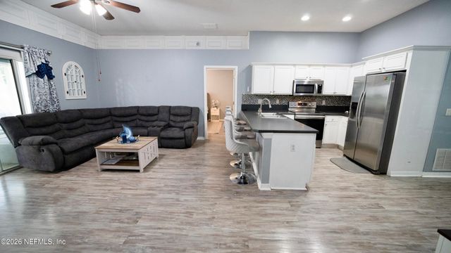 509 MILLSTONE Drive, Orange Park, FL 32065