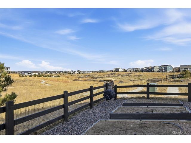 22601 E Narrowleaf Cir, Aurora, CO 80016