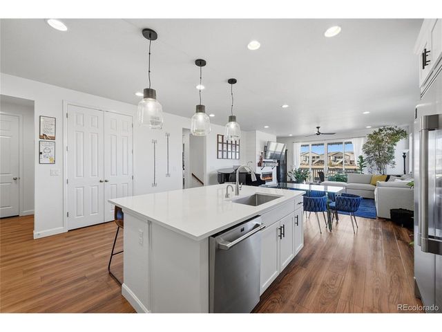 22601 E Narrowleaf Cir, Aurora, CO 80016