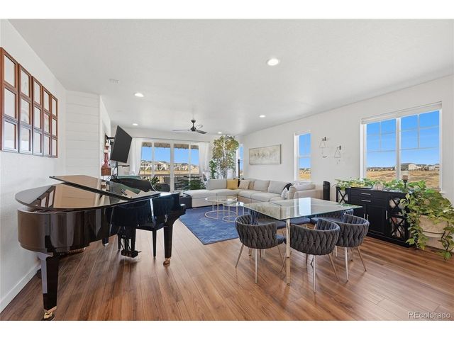 22601 E Narrowleaf Cir, Aurora, CO 80016