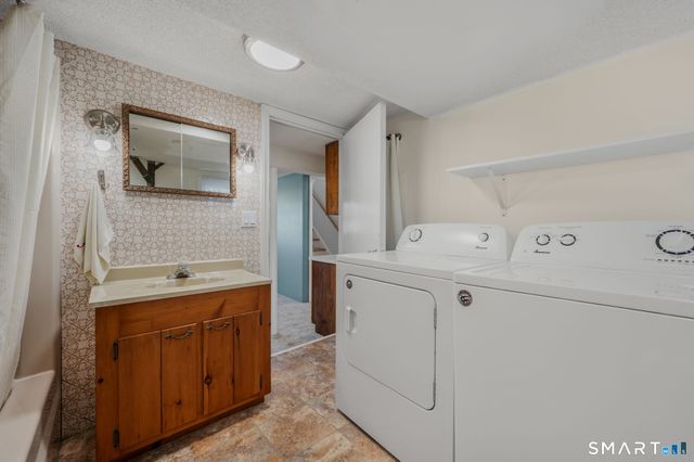 536 Greenhaven Road, Stonington, CT 06379