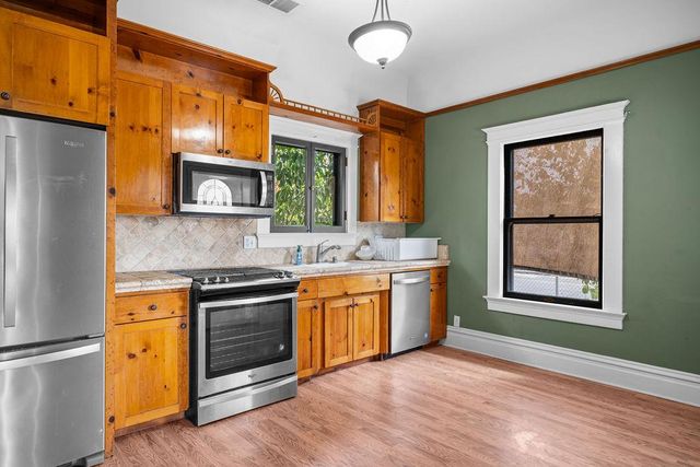209 N Diana Street, Fresno, CA 93701
