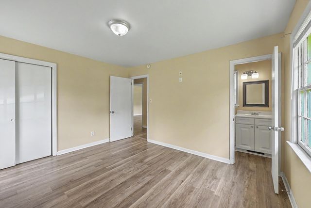 104 Hamlet Lane, Ladson, SC 29456