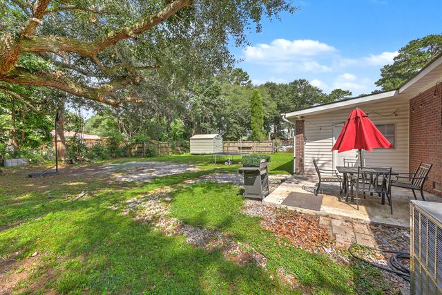 104 Hamlet Lane, Ladson, SC 29456