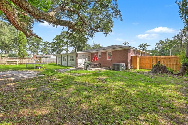 104 Hamlet Lane, Ladson, SC 29456