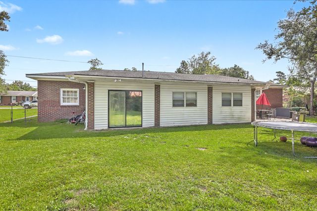 104 Hamlet Lane, Ladson, SC 29456
