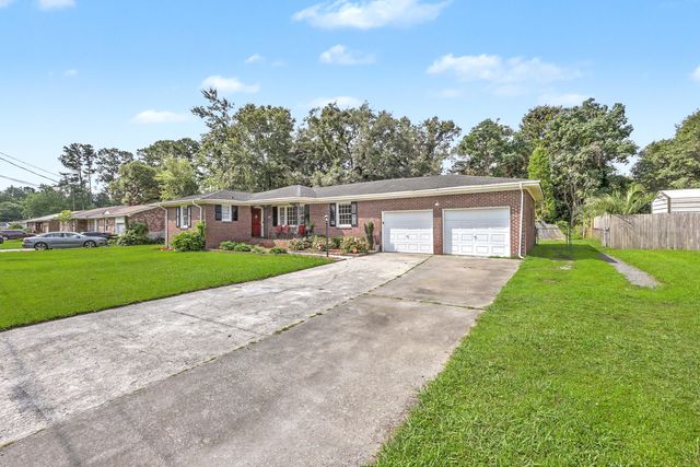 104 Hamlet Lane, Ladson, SC 29456