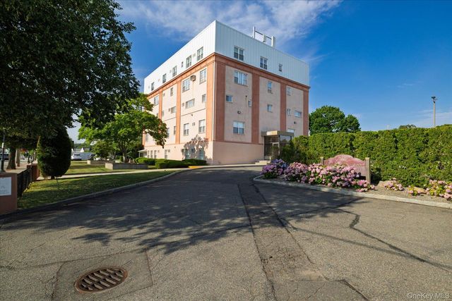 1861 Grand Avenue A2, Baldwin, NY 11510