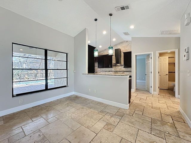 8019 N MADEIRA COURT, Orlando, FL 32836