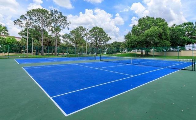 8019 N MADEIRA COURT, Orlando, FL 32836