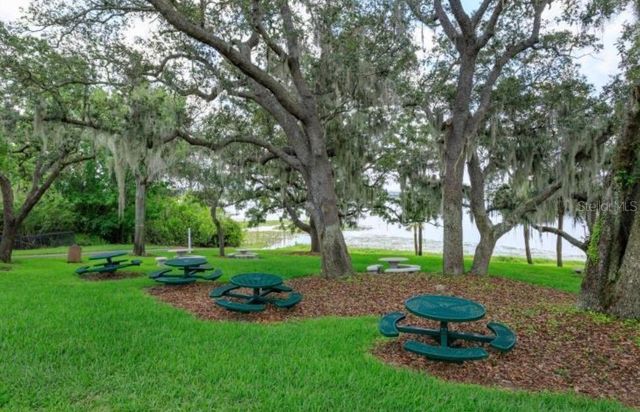 8019 N MADEIRA COURT, Orlando, FL 32836