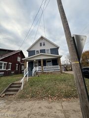 1417 Harrisburg Road NE, Canton, OH 44705