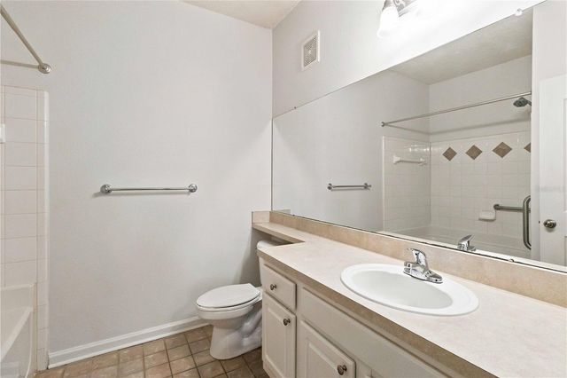4207 S DALE MABRY HIGHWAY 1104, Tampa, FL 33611