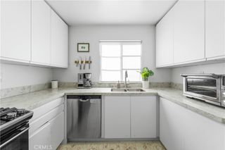 392 S Marengo 105, Pasadena, CA 91101