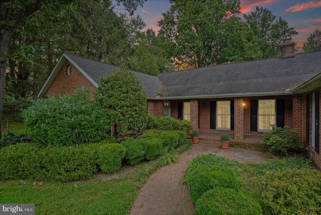 3 S LAKE WAY, Reisterstown, MD 21136
