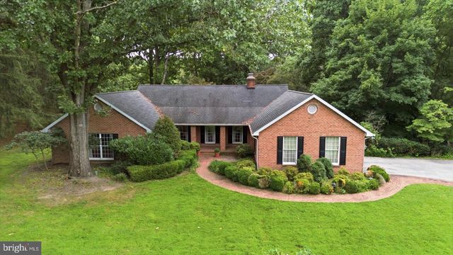 3 S LAKE WAY, Reisterstown, MD 21136