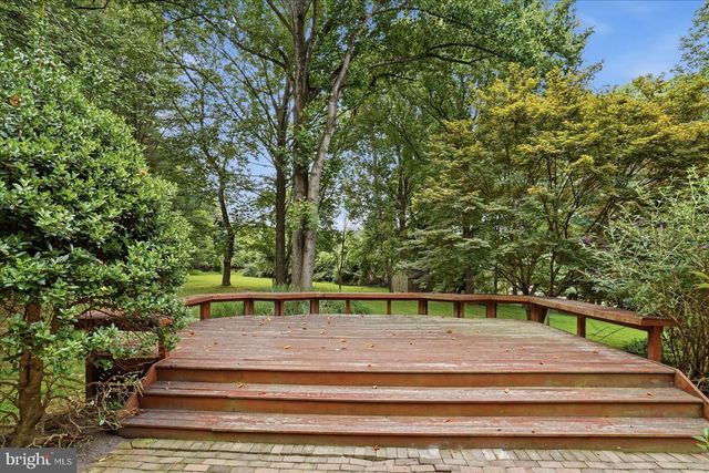 3 S LAKE WAY, Reisterstown, MD 21136