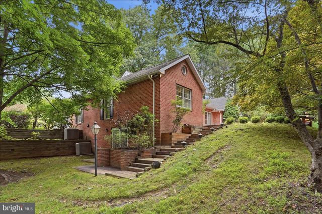 3 S LAKE WAY, Reisterstown, MD 21136