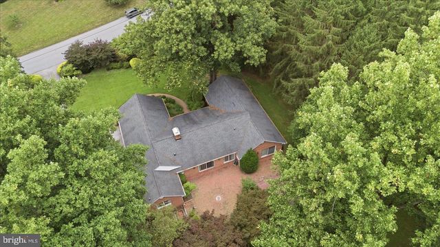 3 S LAKE WAY, Reisterstown, MD 21136