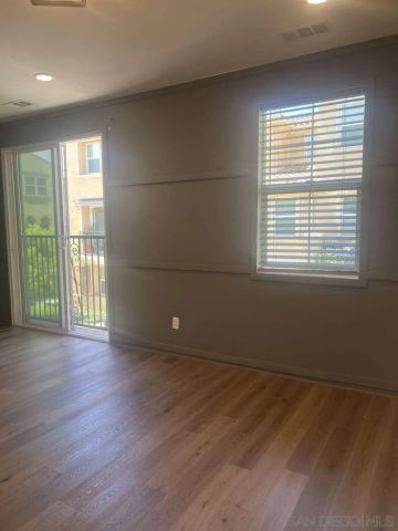 5055 Manzano ST, Camarillo, CA 93012