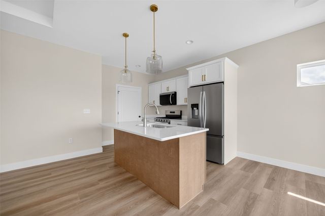 1275 Eisenhower Boulevard, North Liberty, IA 52317