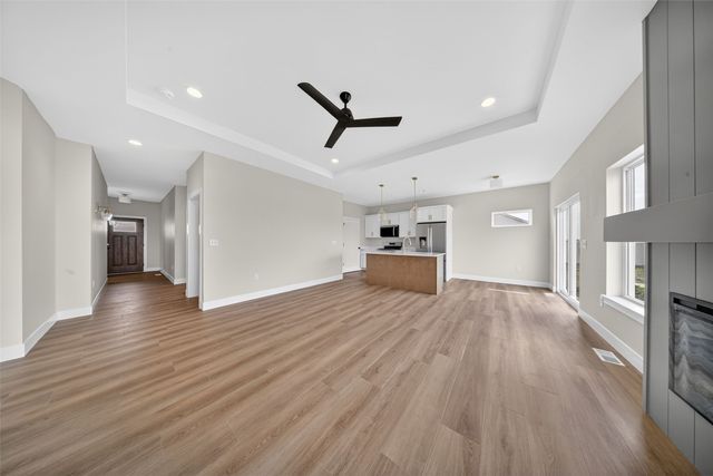 1275 Eisenhower Boulevard, North Liberty, IA 52317