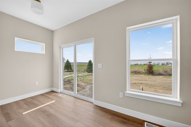 1275 Eisenhower Boulevard, North Liberty, IA 52317