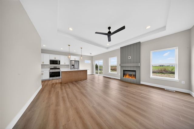 1275 Eisenhower Boulevard, North Liberty, IA 52317