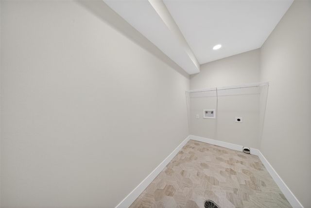 1275 Eisenhower Boulevard, North Liberty, IA 52317