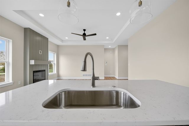 1275 Eisenhower Boulevard, North Liberty, IA 52317