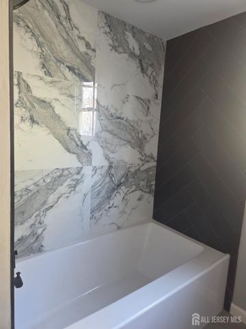 12 Orchard Street, Keansburg, NJ 07734