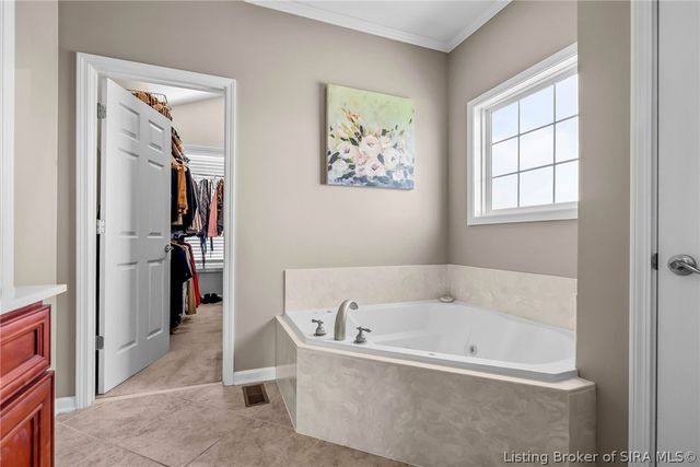 714 Willow Oak Drive, Georgetown, IN 47122