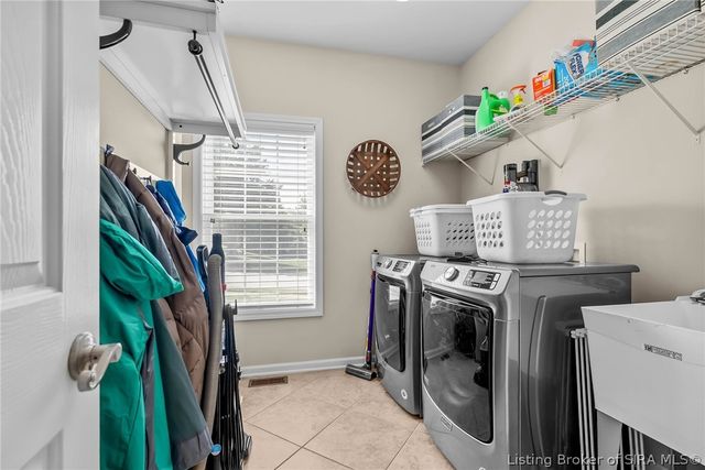 714 Willow Oak Drive, Georgetown, IN 47122