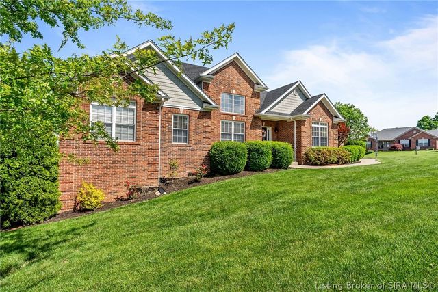 714 Willow Oak Drive, Georgetown, IN 47122