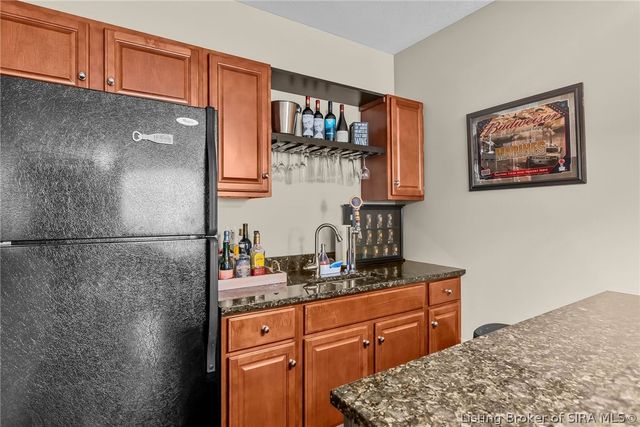 714 Willow Oak Drive, Georgetown, IN 47122