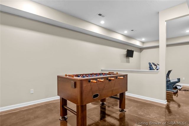 714 Willow Oak Drive, Georgetown, IN 47122