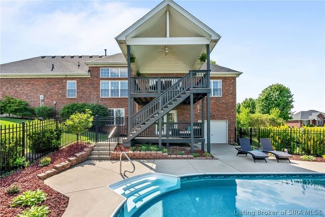 714 Willow Oak Drive, Georgetown, IN 47122