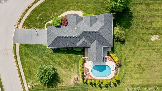 714 Willow Oak Drive, Georgetown, IN 47122