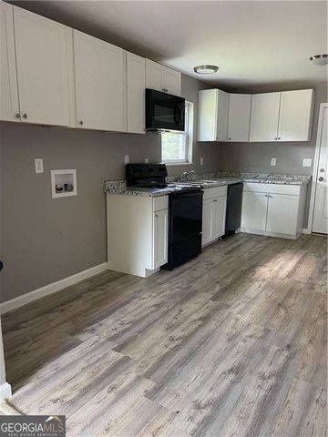 22 Fox Hall Drive B, Douglasville, GA 30135