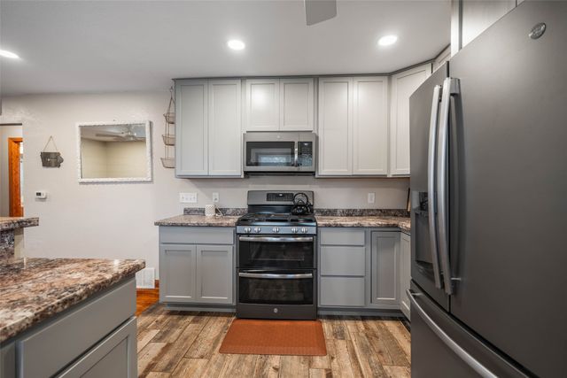 512 Maxwell Street, Maxwell, IA 50161