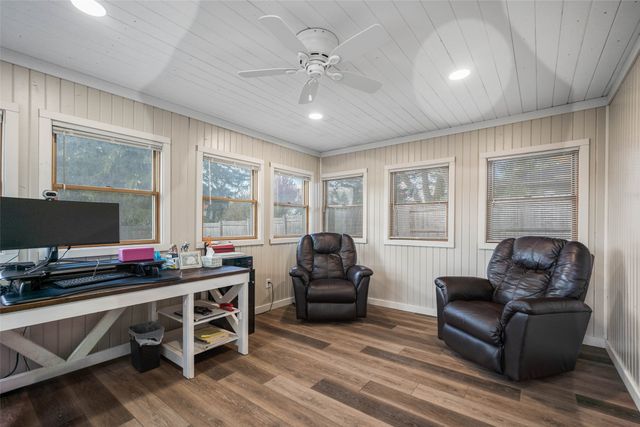 512 Maxwell Street, Maxwell, IA 50161