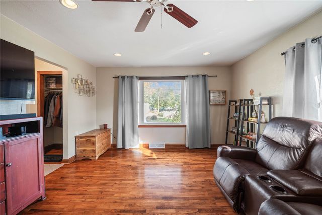 512 Maxwell Street, Maxwell, IA 50161