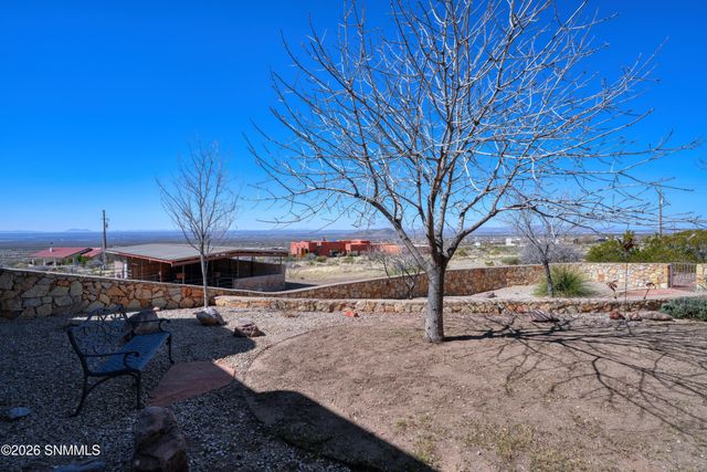 5098 Ventana View Road, Las Cruces, NM 88011