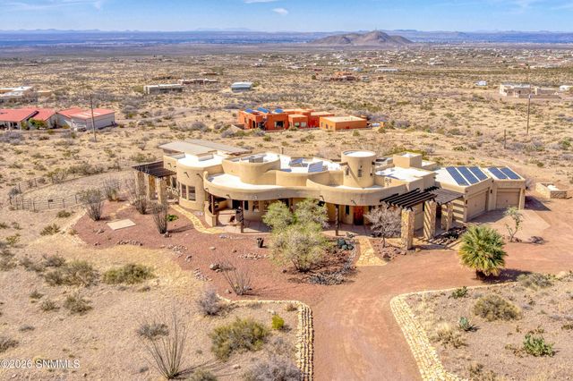5098 Ventana View Road, Las Cruces, NM 88011